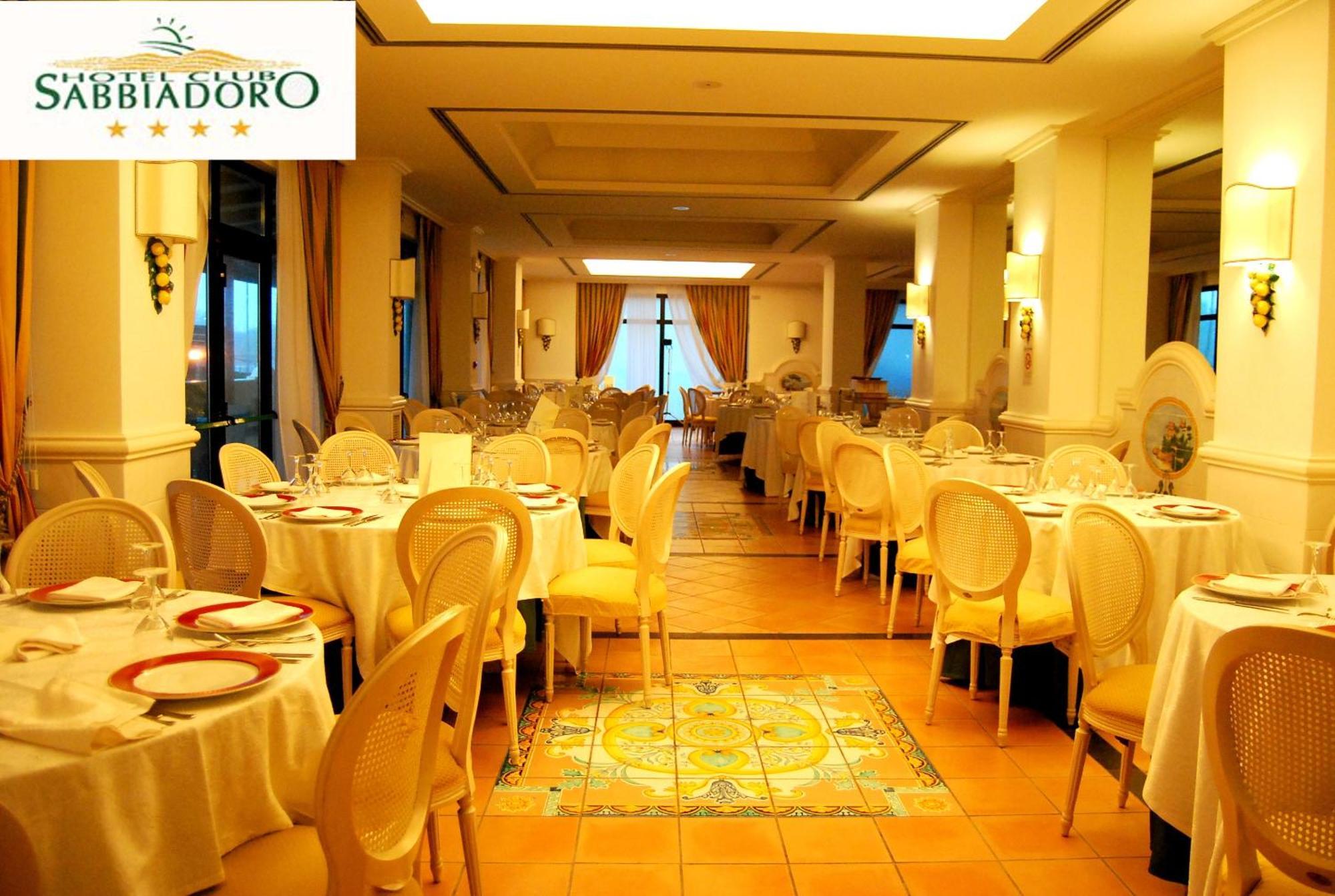 Hotel Club Sabbiadoro バッティパーリア エクステリア 写真